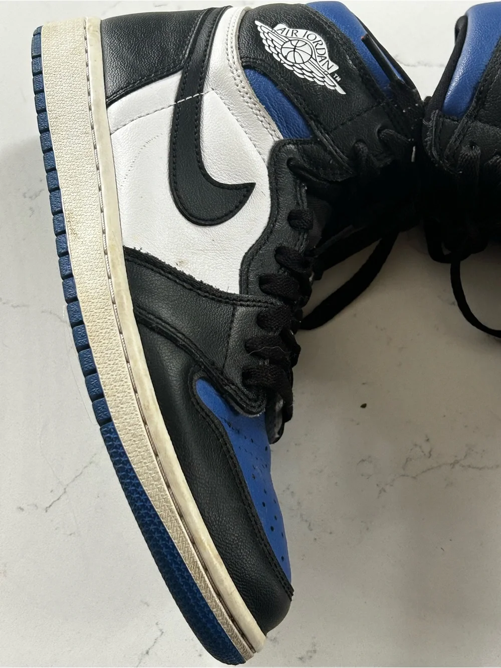 Nike air Jordan 1 retro high og royal toe men’s size 7